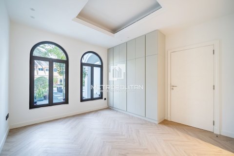 Villa de 4 dormitorios en Garden Homes, UAE No. 77978 12