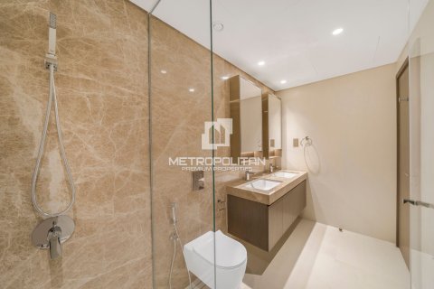 Apartment de 3 dormitorios en EMAAR Beachfront, UAE No. 77971 25