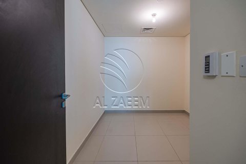 Apartment de 3 dormitorios en Al Reem Island, UAE No. 89854 10