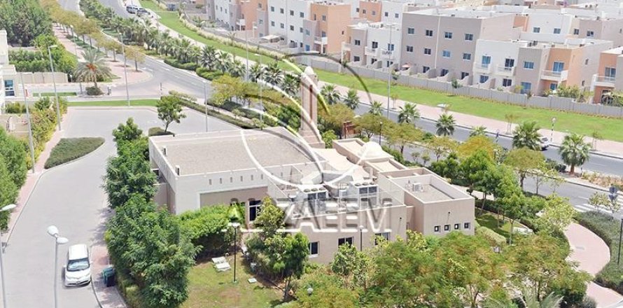 5 bedrooms Villa in Al Reef, UAE No. 89853