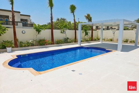 Вилла с 5 спальнями в Jumeirah Park, ОАЭ №164443 4