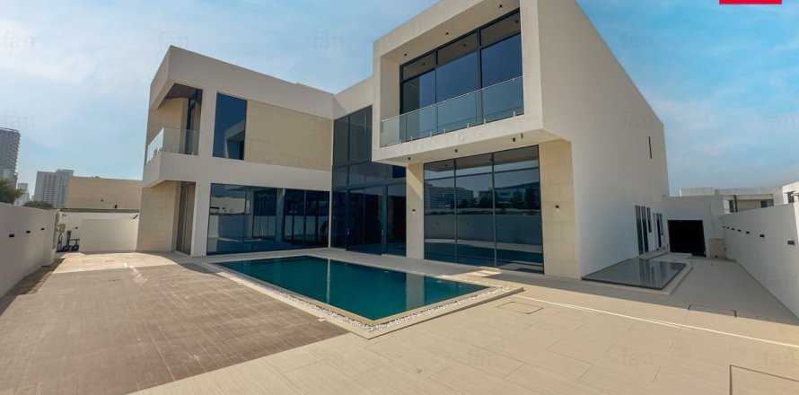 Villa de 6 dormitorios No. 115348