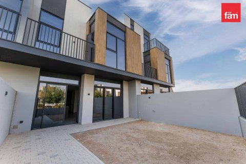 Townhouse de 3 dormitorios  No. 115345 2