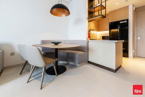 Квартира с 2 спальнями в Даунтаун Дубай (Даунтаун Бурдж Дубай), ОАЭ №141642 9