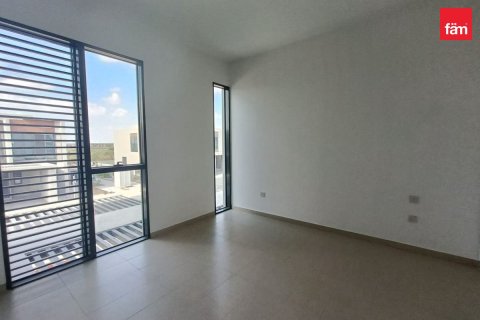 4 bedrooms Villa in Dubai, UAE No. 210146 8