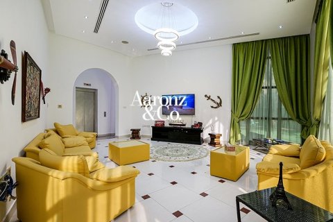 8 bedrooms Villa in Sector E, UAE No. 188381 7