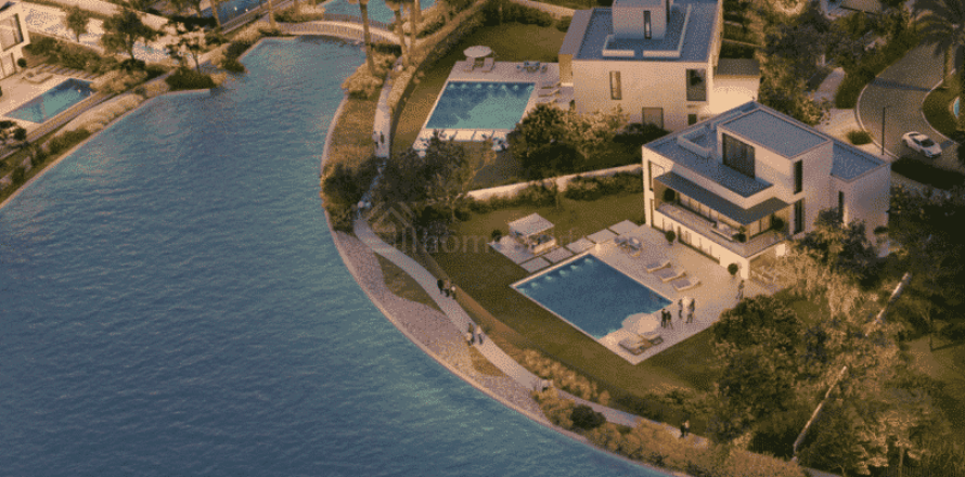 Villa de 4 dormitorios en Dubai, UAE No. 152498