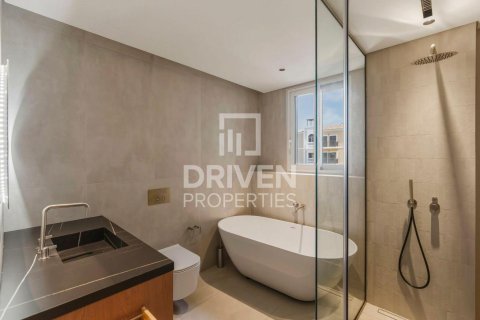 5 bedrooms Villa in Jumeirah, UAE No. 192925 22