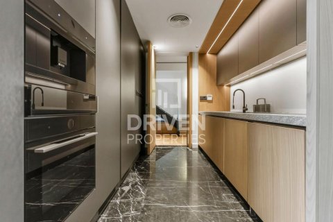5 bedrooms Villa in Jumeirah, UAE No. 192925 20