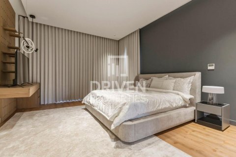 5 bedrooms Villa in Jumeirah, UAE No. 192925 8