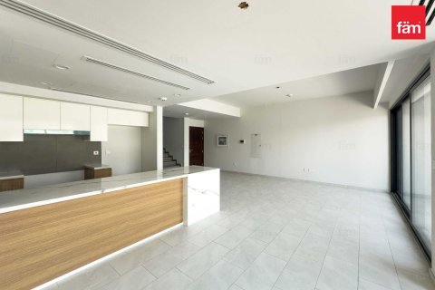 3 bedrooms Townhouse in Dubai, UAE No. 210282 6