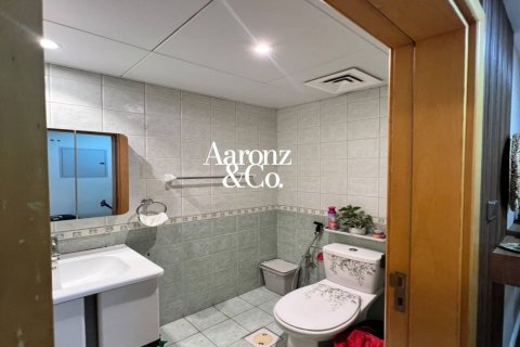 1 bedroom Apartment in Jumeirah Lake Towers, UAE No. 198869 5