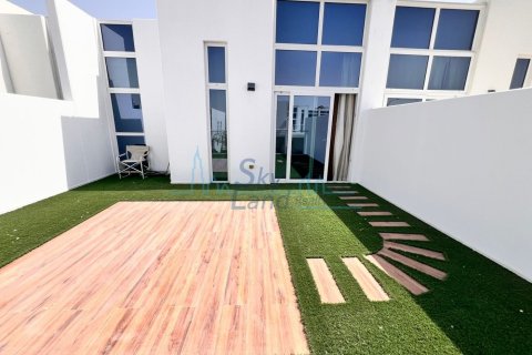 Таунхаус с 4 спальнями в DAMAC Hills (Akoya by DAMAC), ОАЭ №137609 4