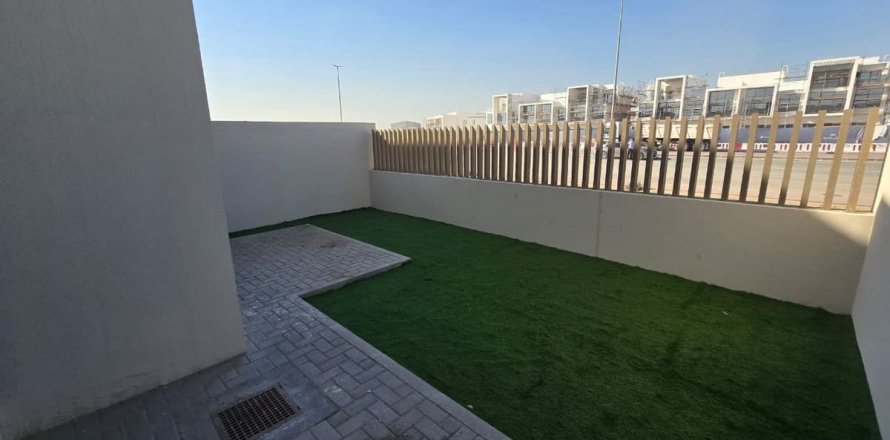 Таунхаус с 4 спальнями в Дубай, ОАЭ №127317