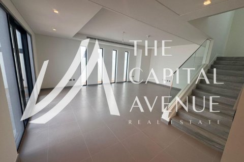 Villa de 5 dormitorios No. 120179 3