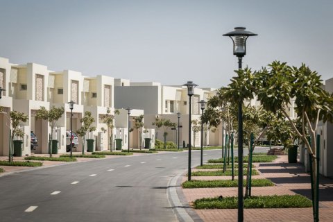 5 bedrooms Villa in Ras Al Khaimah, UAE No. 184002 6