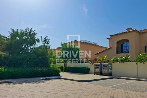 Villa de 4 chambres à Villanova, UAE No. 190827 18