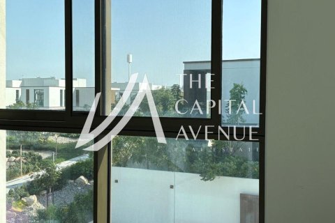 3 bedrooms Villa in Abu Dhabi, UAE No. 188205 7