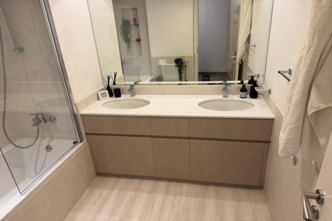 Appartement de 3 chambres à Zahra Apartments, UAE No. 146460 15