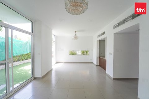 Townhouse de 3 dormitorios en Dubai, UAE No. 105690 5