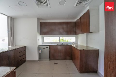 Townhouse de 3 dormitorios en Dubai, UAE No. 105690 9