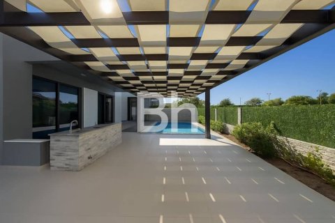 Villa de 5 dormitorios  No. 114502 12