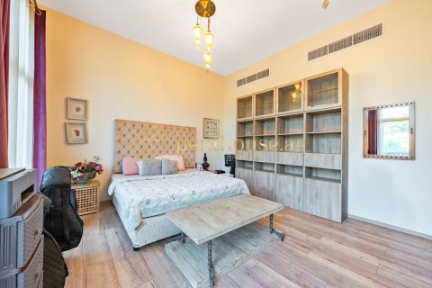 Вилла с 4 спальнями №129990 17