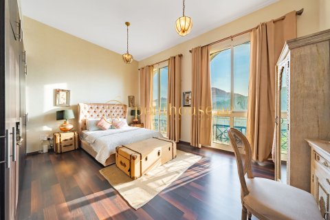 Вилла с 4 спальнями №129990 27