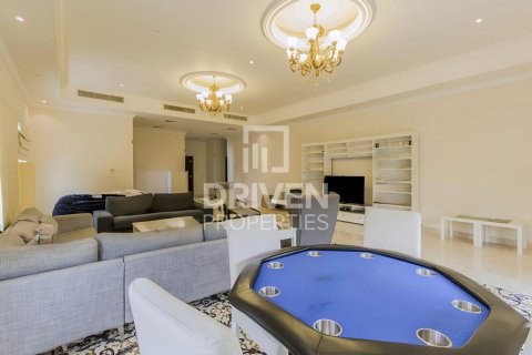 Villa de 5 dormitorios en The Villa, UAE No. 192085 3