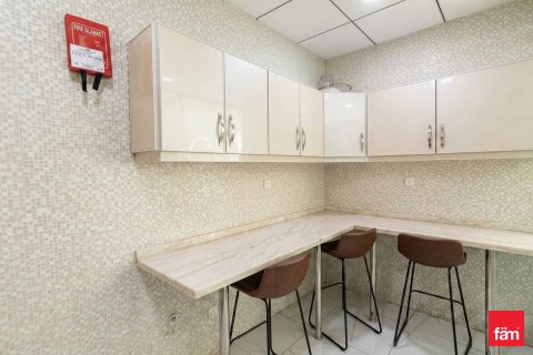 Commercial property de 229.1m² en Business Bay, UAE No. 147823 11