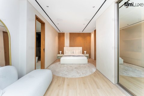 5 bedrooms Villa in Dubai, UAE No. 147822 16