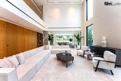 5 bedrooms Villa in Dubai, UAE No. 147822 12