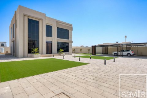 5 bedrooms Villa in Al Aweer, UAE No. 194674 7