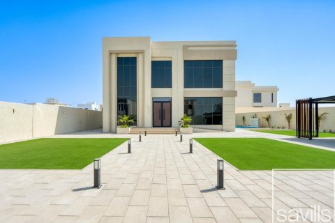 5 bedrooms Villa in Al Aweer, UAE No. 194674 11