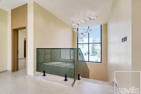 5 bedrooms Villa in Al Aweer, UAE No. 194674 6