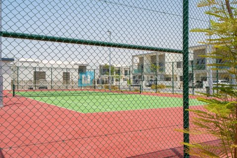 Villa de 4 dormitorios en  Yas Island, UAE No. 142299 11