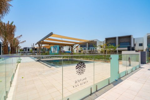 Villa de 4 dormitorios en  Yas Island, UAE No. 142299 14