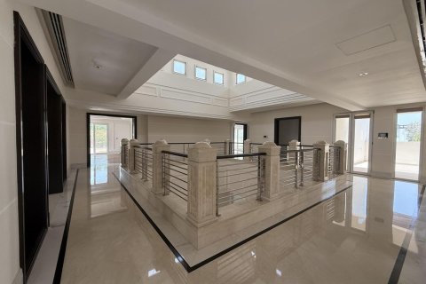 6 bedrooms Villa in Emirates Hills, UAE No. 99903 13
