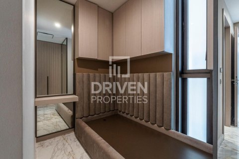Apartment de 3 dormitorios en The Crescent, UAE No. 201319 24