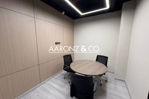 97m² Office in Business Bay, UAE No. 139951 6