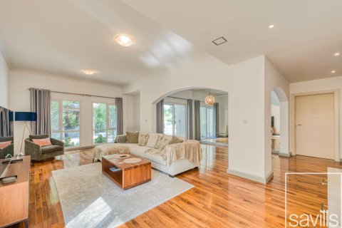 5 bedrooms Villa No. 118177 9