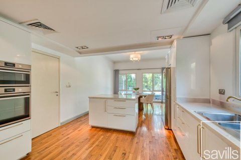 5 bedrooms Villa No. 118177 12