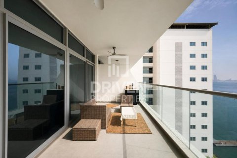 Appartement de 1 chambre à Azure Residences, UAE No. 209925 17