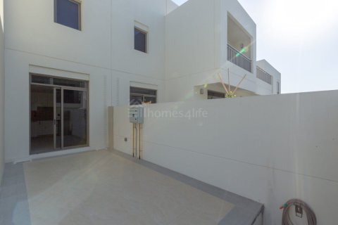 3 bedrooms Townhouse in Noor Townhouses, UAE No. 156637 14
