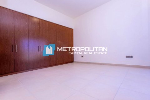 Villa de 4 dormitorios en  Yas Island, UAE No. 91752 19