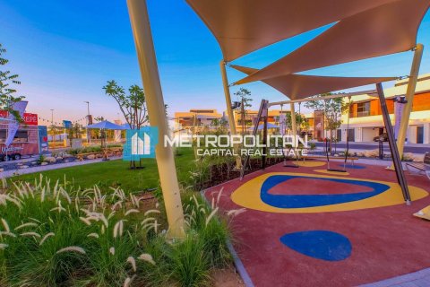Villa de 4 dormitorios en  Yas Island, UAE No. 91752 4
