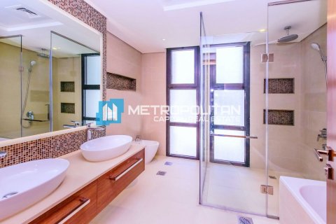 Villa de 4 dormitorios en  Yas Island, UAE No. 91752 7