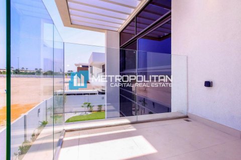 Villa de 4 dormitorios en  Yas Island, UAE No. 91752 10