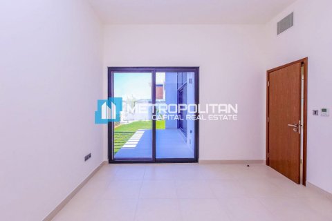 Villa de 4 dormitorios en  Yas Island, UAE No. 91752 11
