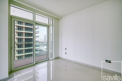 Квартира с 2 спальнями в EMAAR Beachfront, ОАЭ №194681 12